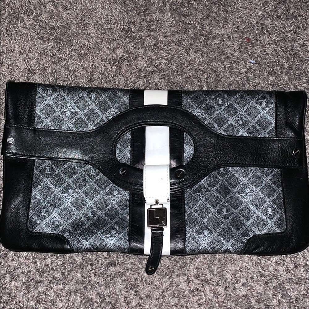 L.A.M.B by Gwen Stefani clutch